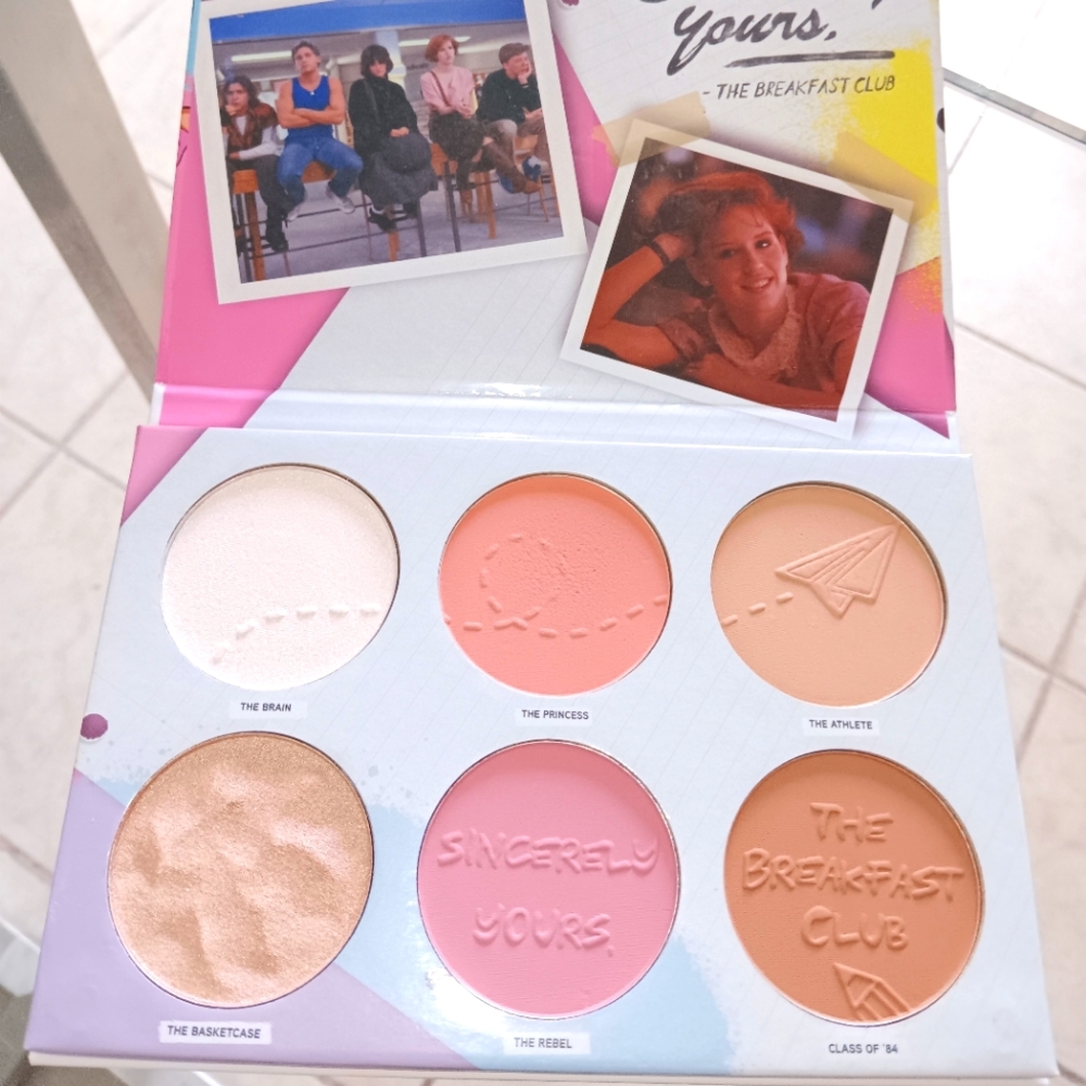 Saturday Detention Vol 1 Face Palette